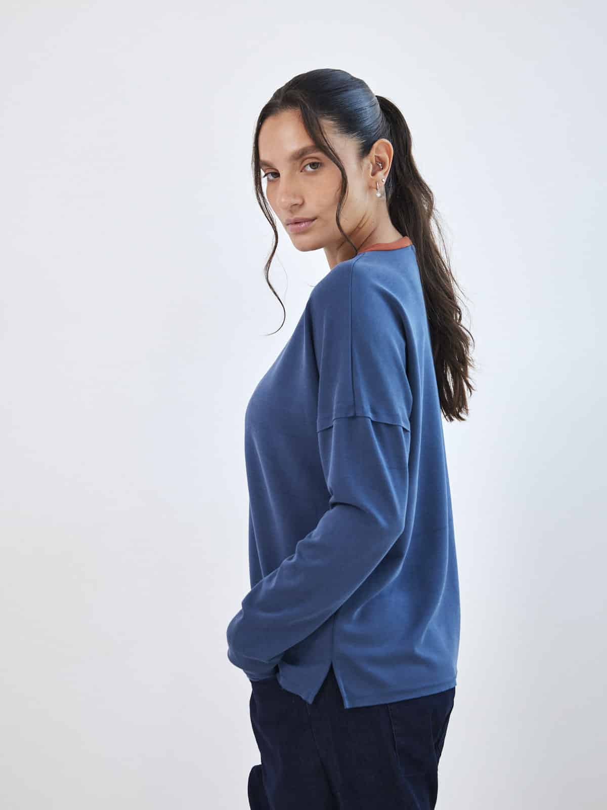 חולצת מודל כחול ים image 3