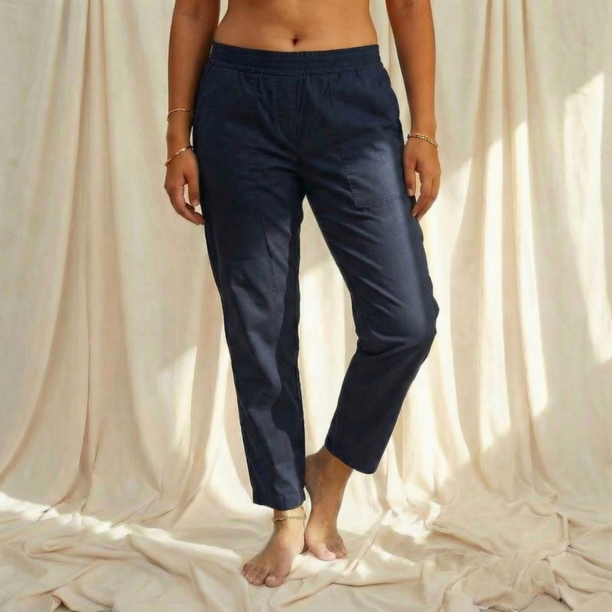 מכנסי כותנה גזרה ישרה-נייבי