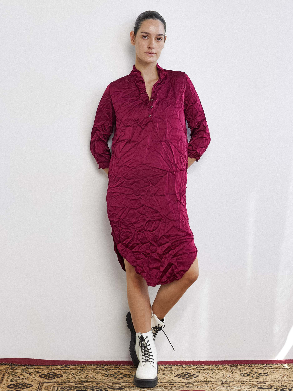 שמלת דובדבן image 0