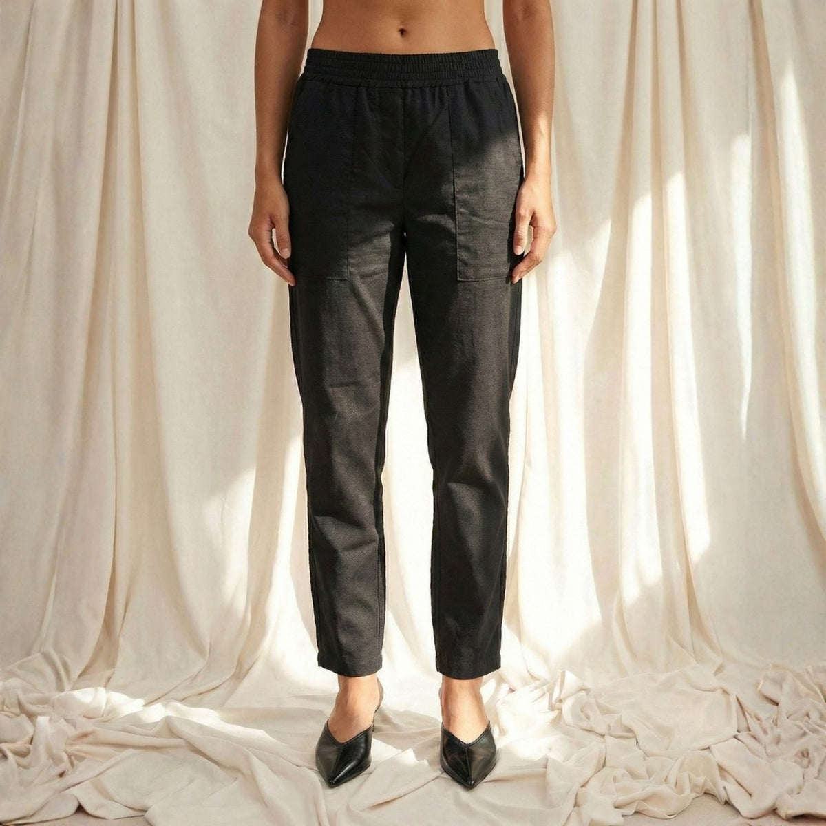 מכנסי כותנה גזרה ישרה -שחור