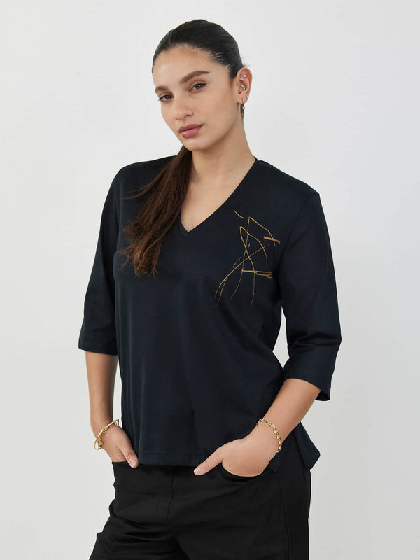 חולצת וי-שחור דפוס זהב image 0