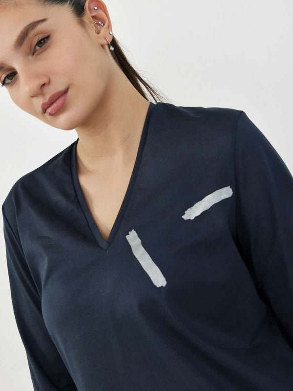 חולצת וי-אפור דפוס כסוף image 0