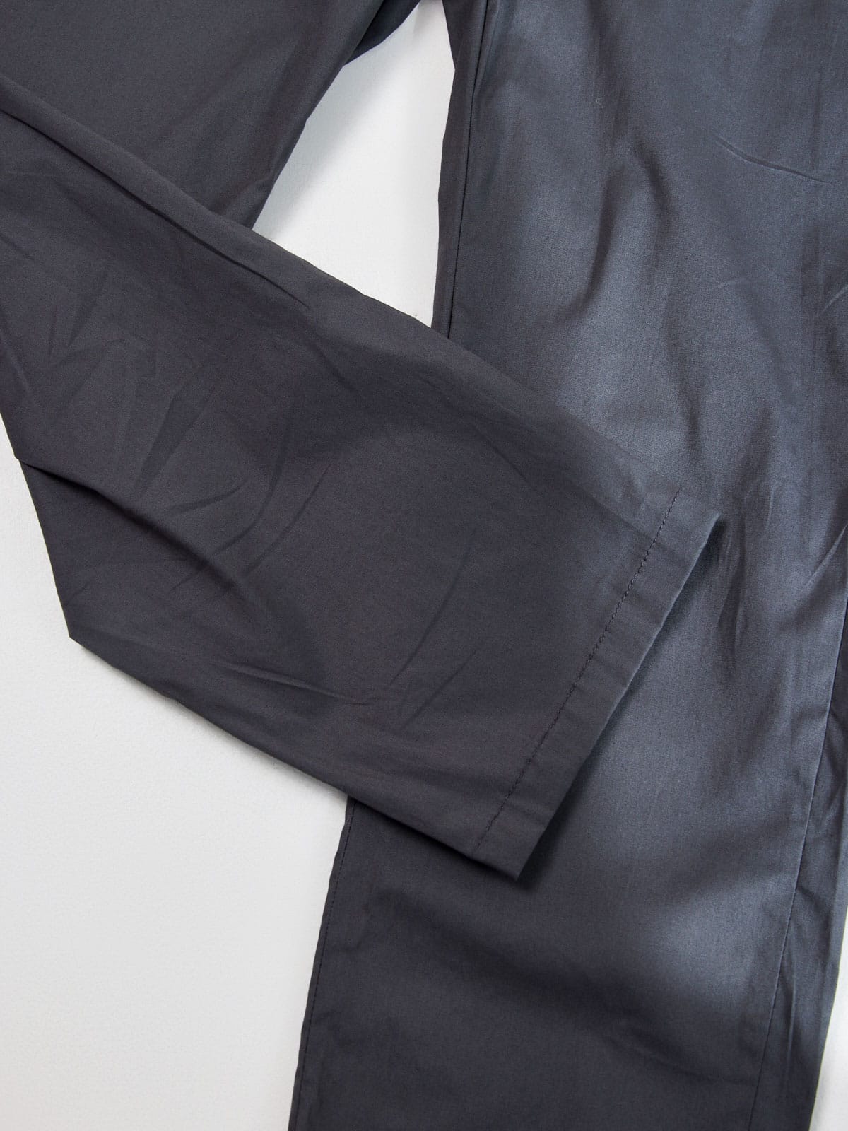 מכנסי כותנה גזרה ישרה-אפור בטון image 3