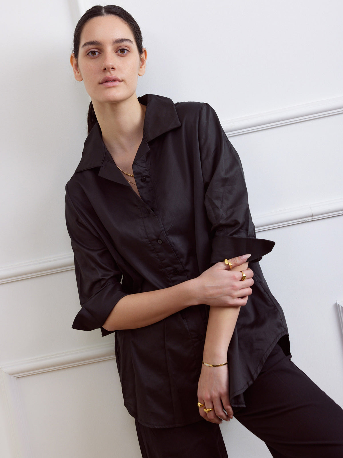 חולצת כפתורים שחורה-לאסט image 1