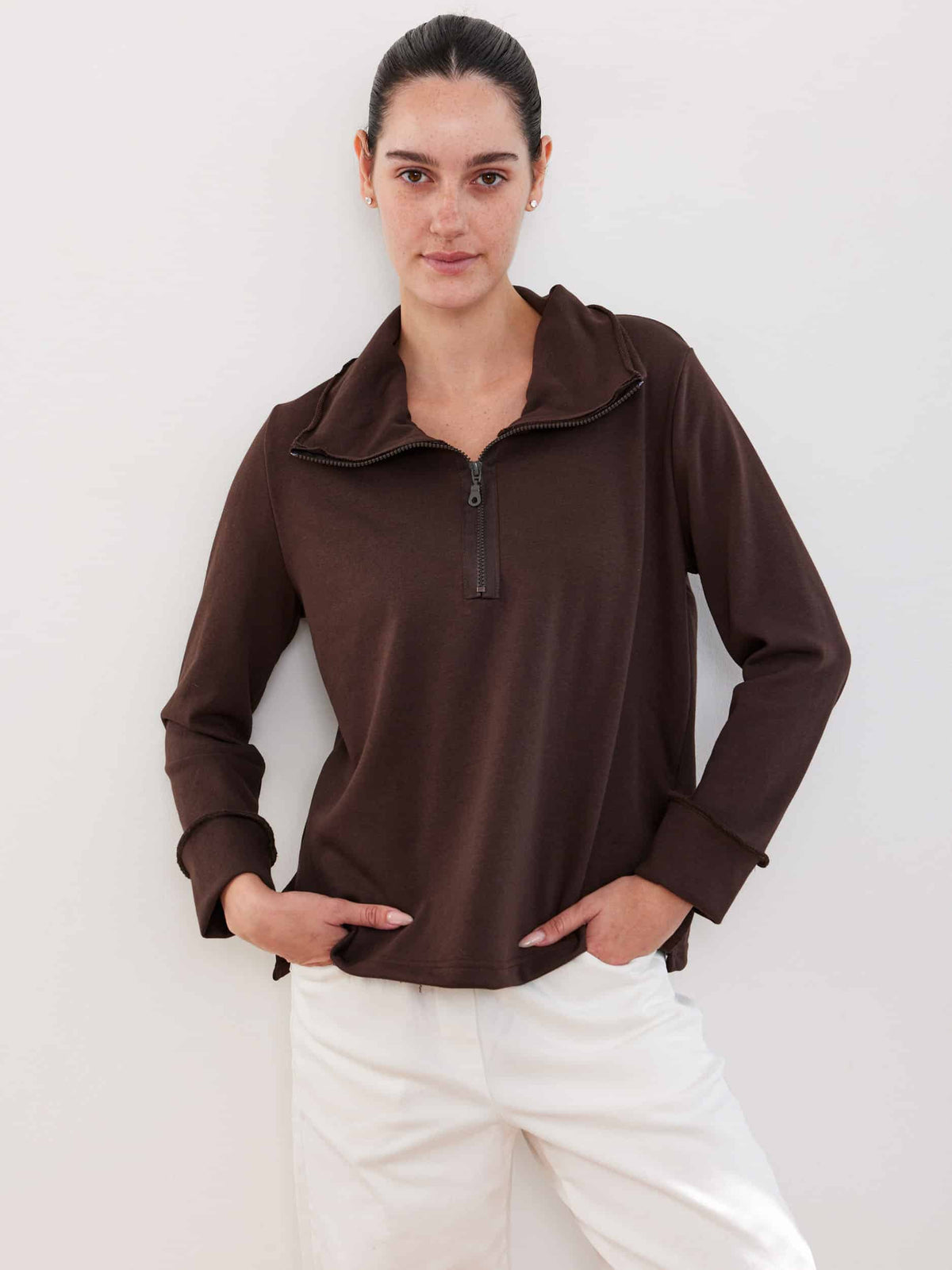 חולצת רוכסן חום שוקולד image 2